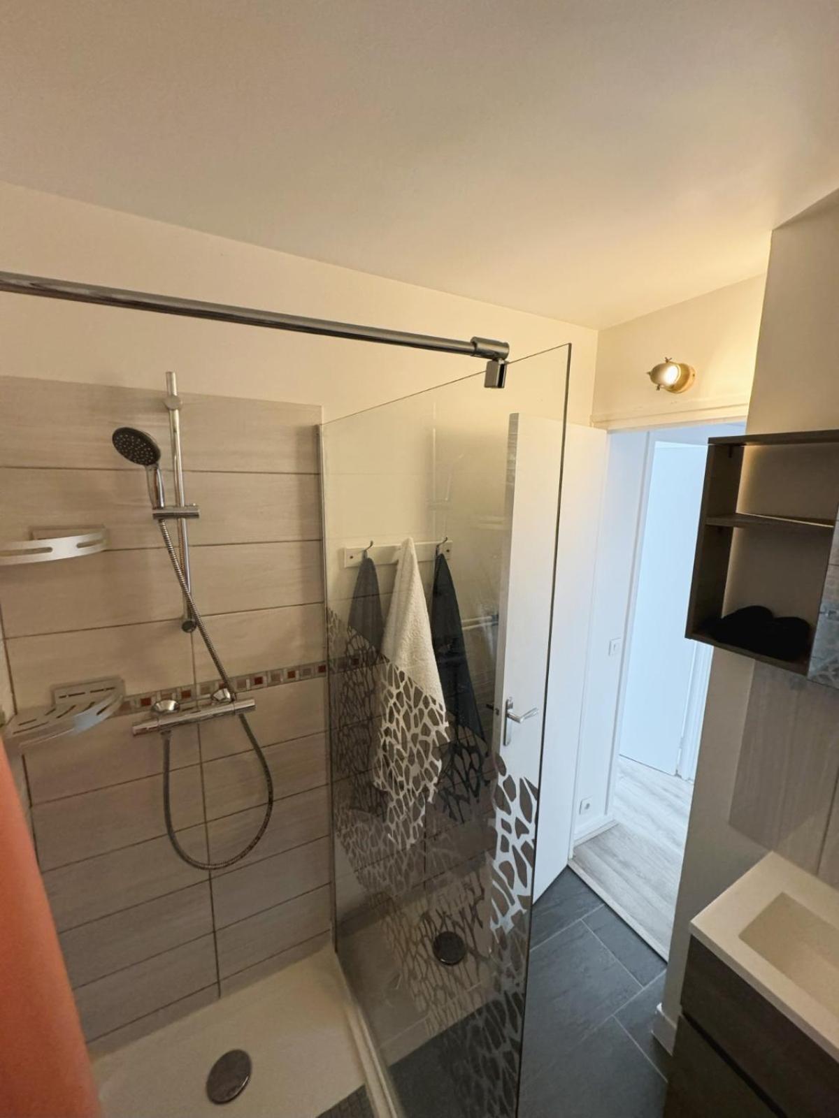 - Fresnes Apartment Fresnes (Val-de-Marne)